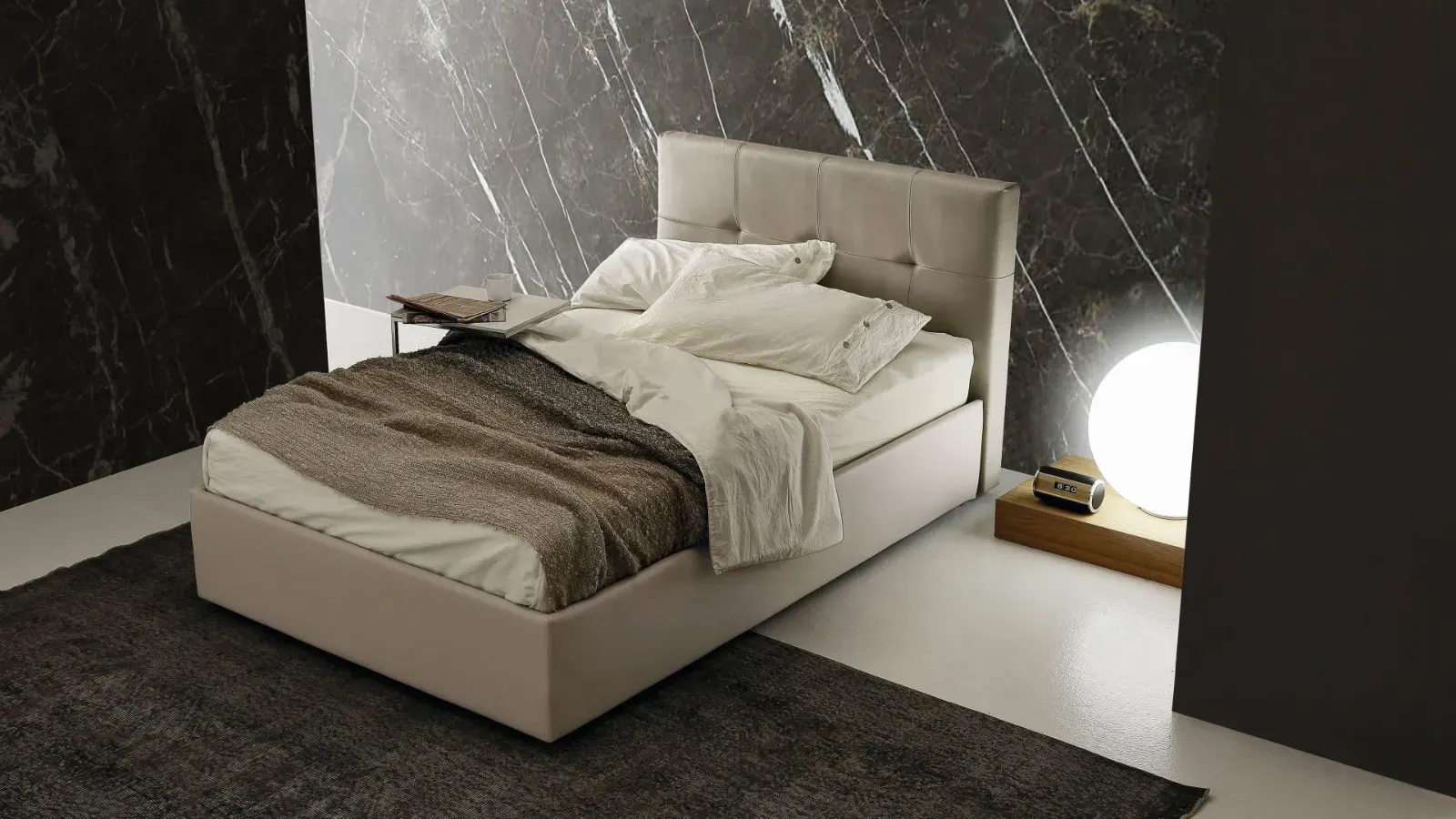 Letto Alexia, letto con testiera capitonné in pelle o tessuto, made in Italy – foto 4