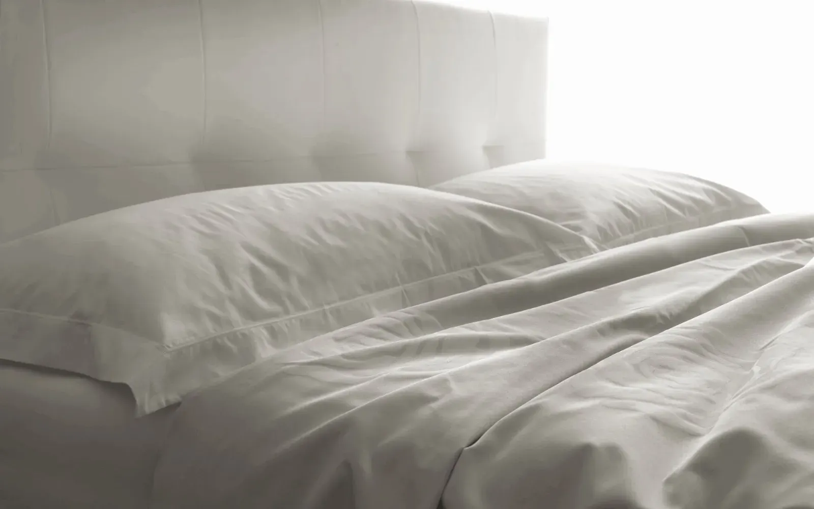 Letto Alexia, letto con testiera capitonné in pelle o tessuto, made in Italy – foto 5