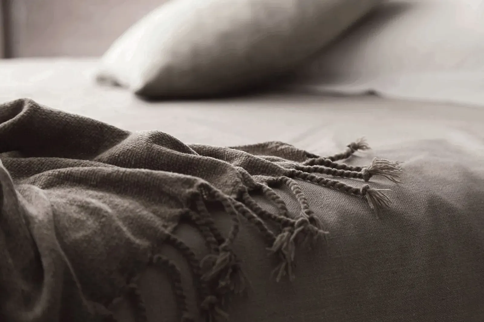 Letto Asia, letto imbottito moderno, made in Italy – foto 7